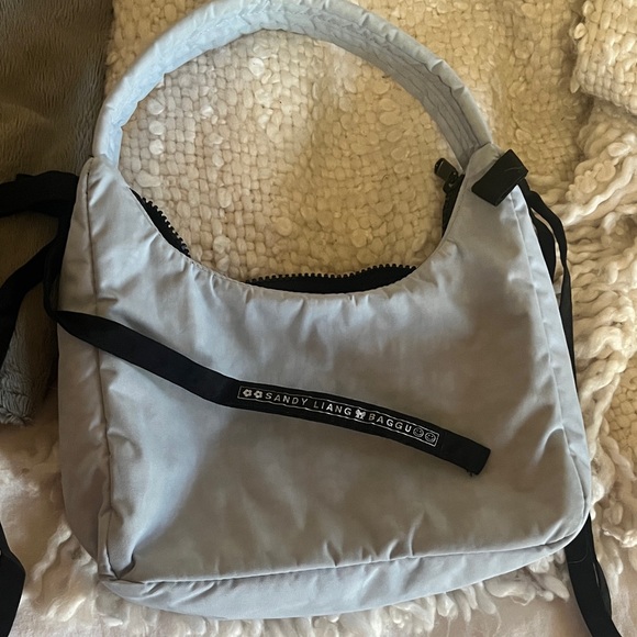 Sandy Liang x Baggu Baby Blue Shoulder Bag with Black Accents - Picture 3 of 4